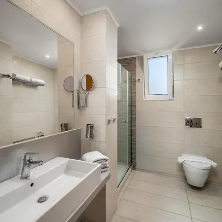 Gonos Villa Aszklipiío