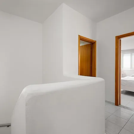 Villa Gonos Aszklipiío